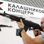 Из чиновников — в оружейники: кто стал новым хозяином «Калашникова»