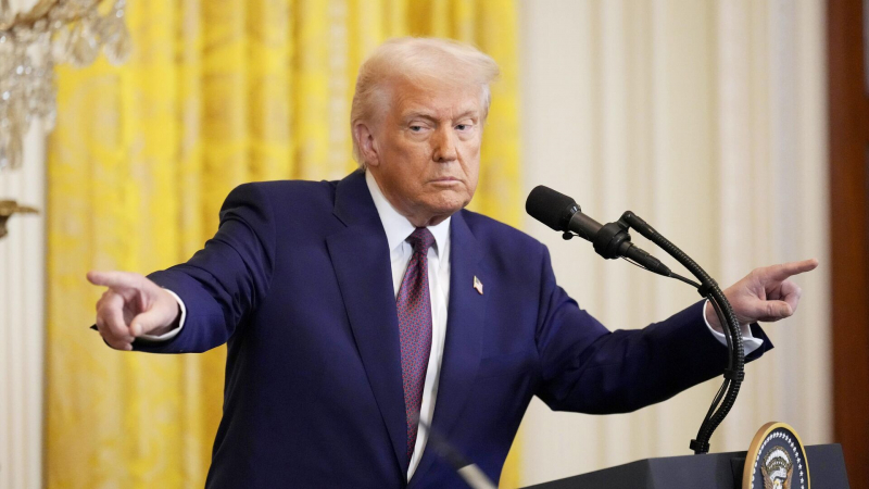 Трамп заявил, что разочарован позицией Украины